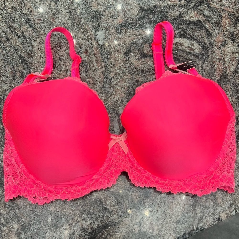 Victorias Secret Dream Angels Lined Demi Satiny Lace trim bra coral 32DD